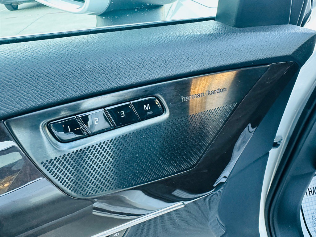 2019 Volvo XC90 Image 15