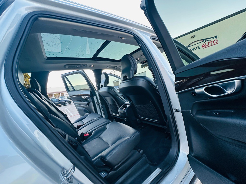 2019 Volvo XC90 Image 22