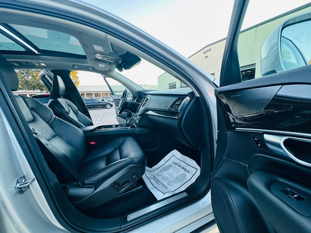 2019 Volvo XC90 Image 24