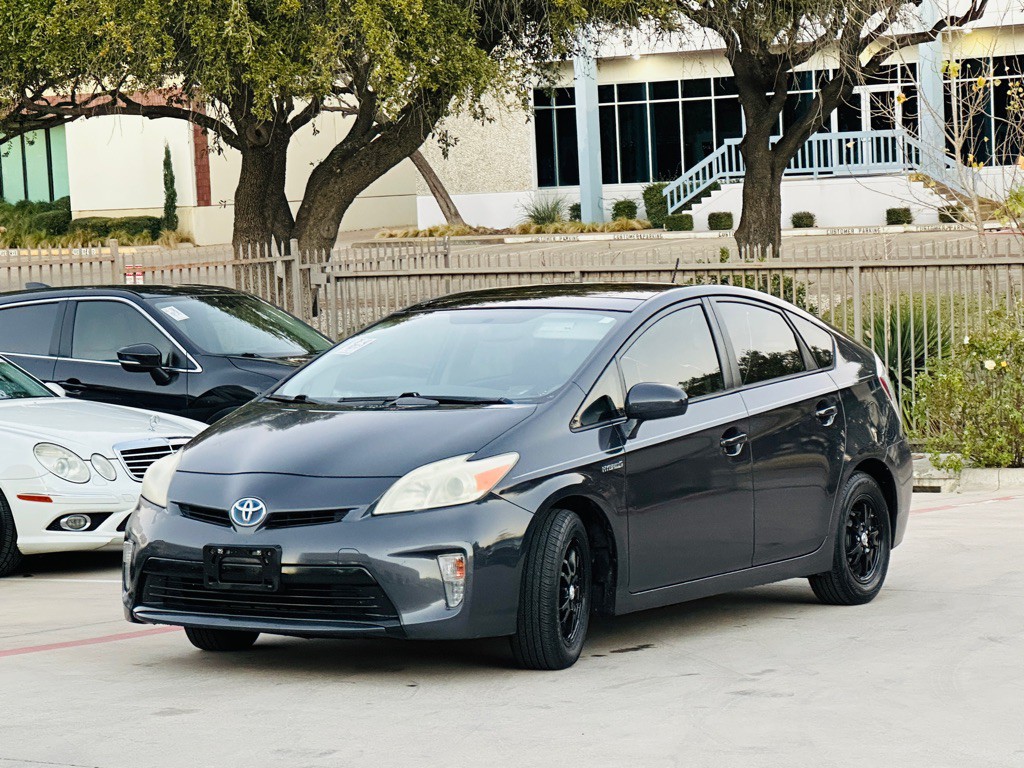 2013 Toyota Prius Image 3