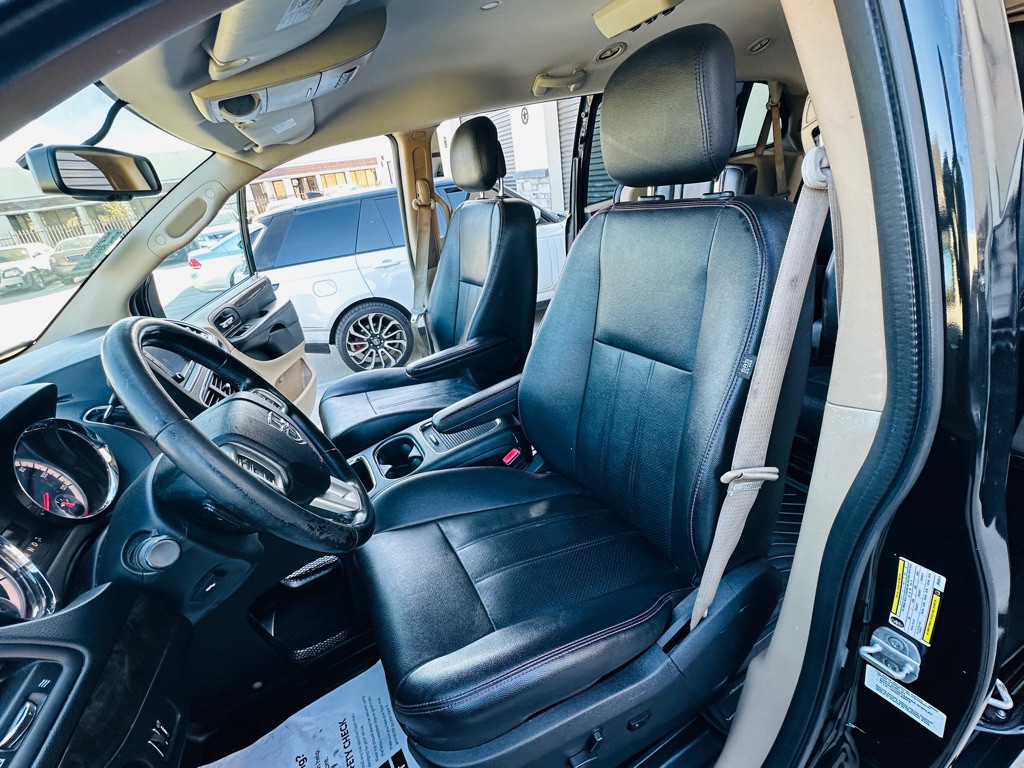 2013 Dodge Grand Caravan Image 15