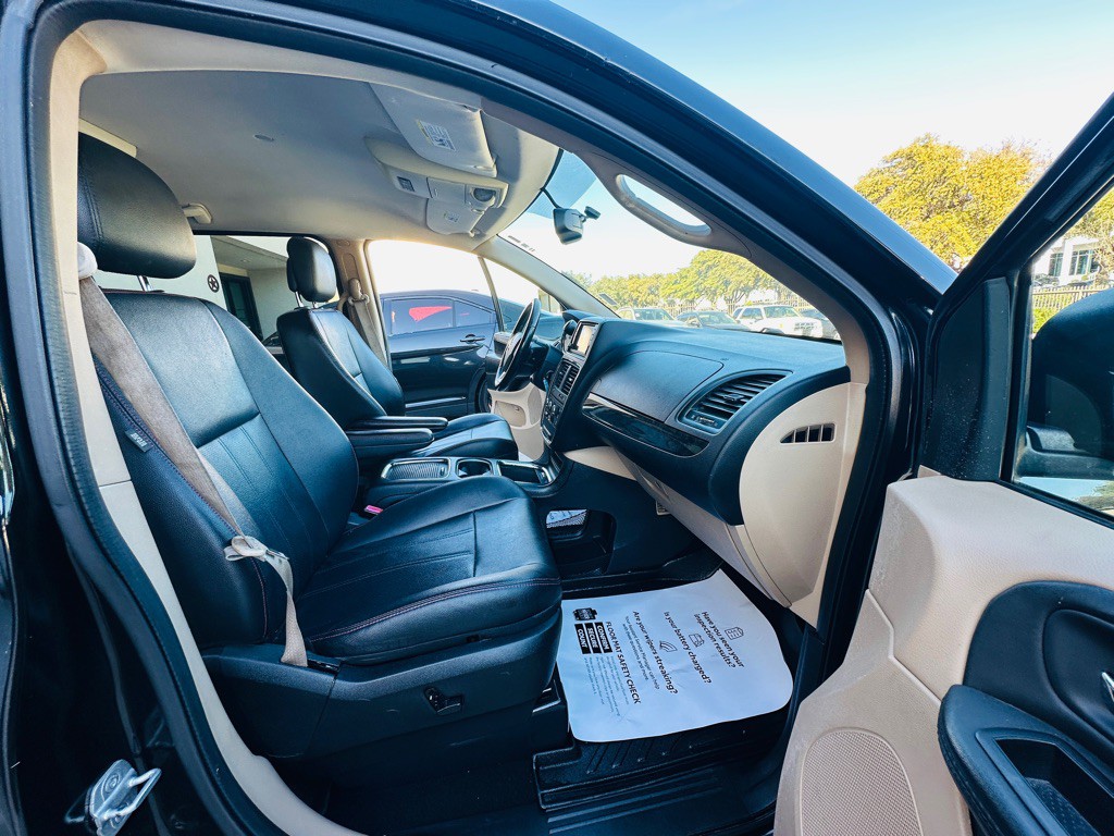 2013 Dodge Grand Caravan Image 23