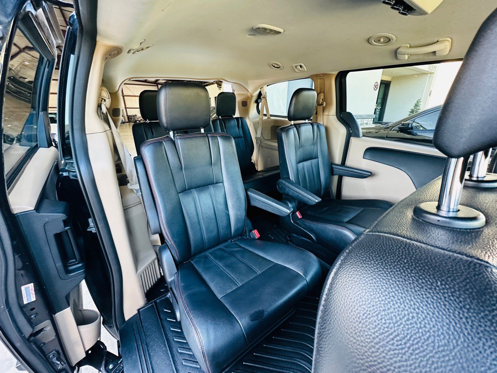 2013 Dodge Grand Caravan Image 27