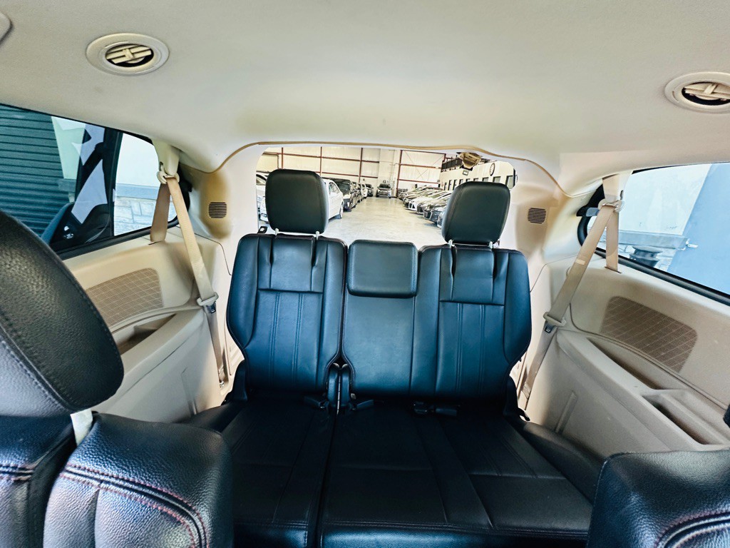 2013 Dodge Grand Caravan Image 28