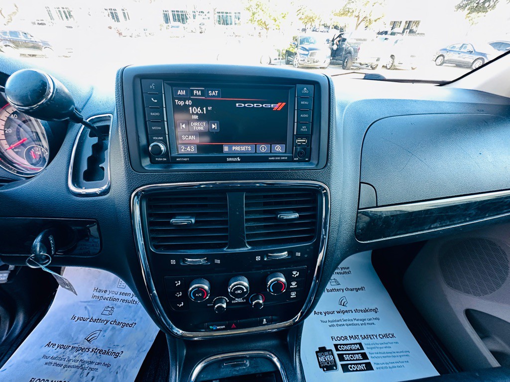 2013 Dodge Grand Caravan Image 30