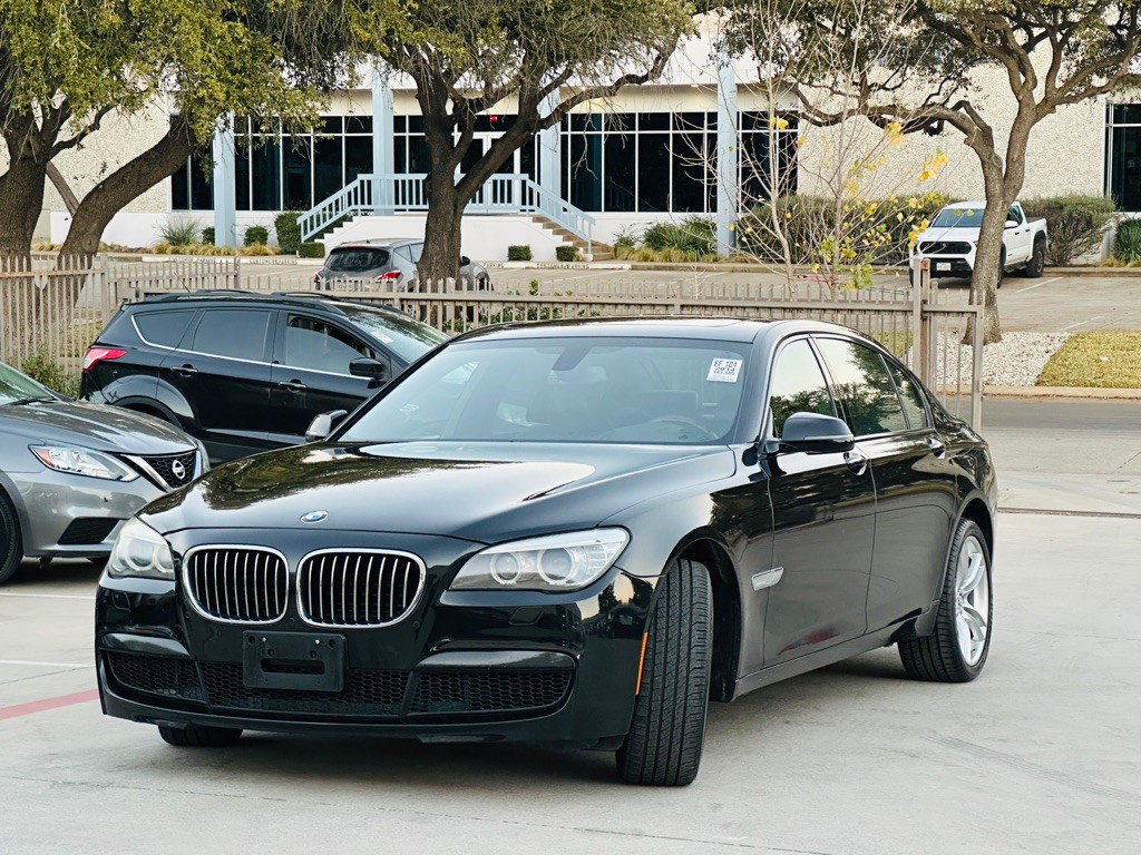 2014 BMW 7 Series Image 3