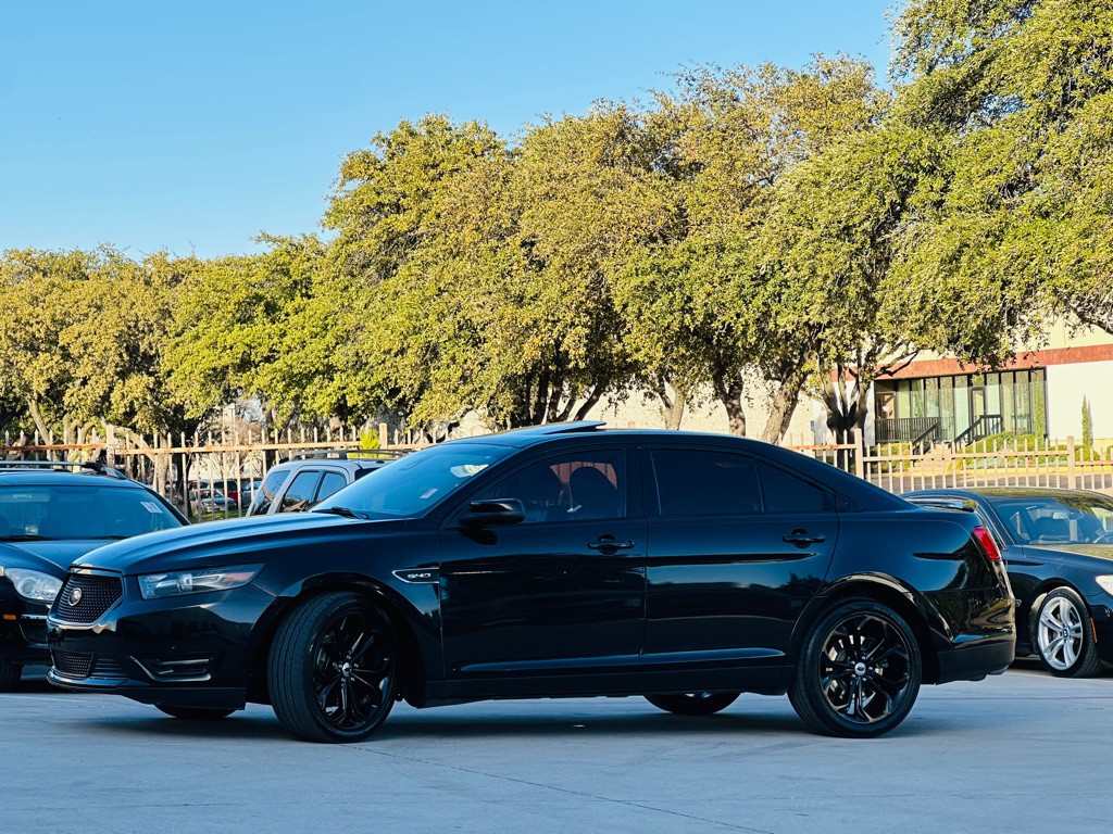 2014 Ford Taurus Image 4