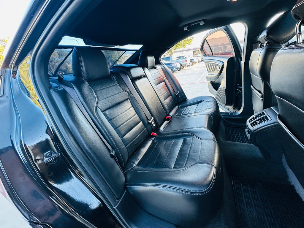 2014 Ford Taurus Image 18