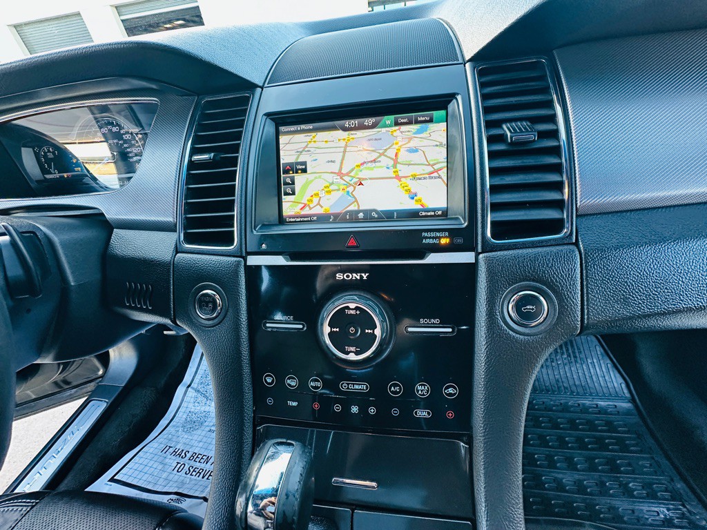 2014 Ford Taurus Image 24