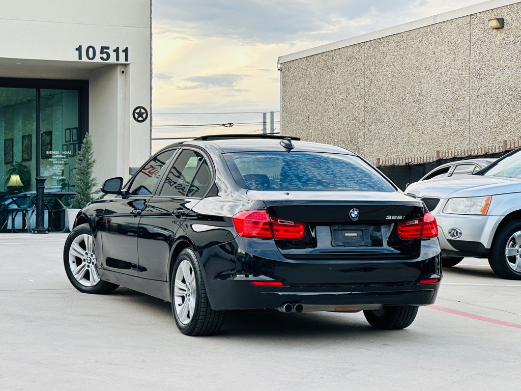 2014 BMW 3 Series Image 7