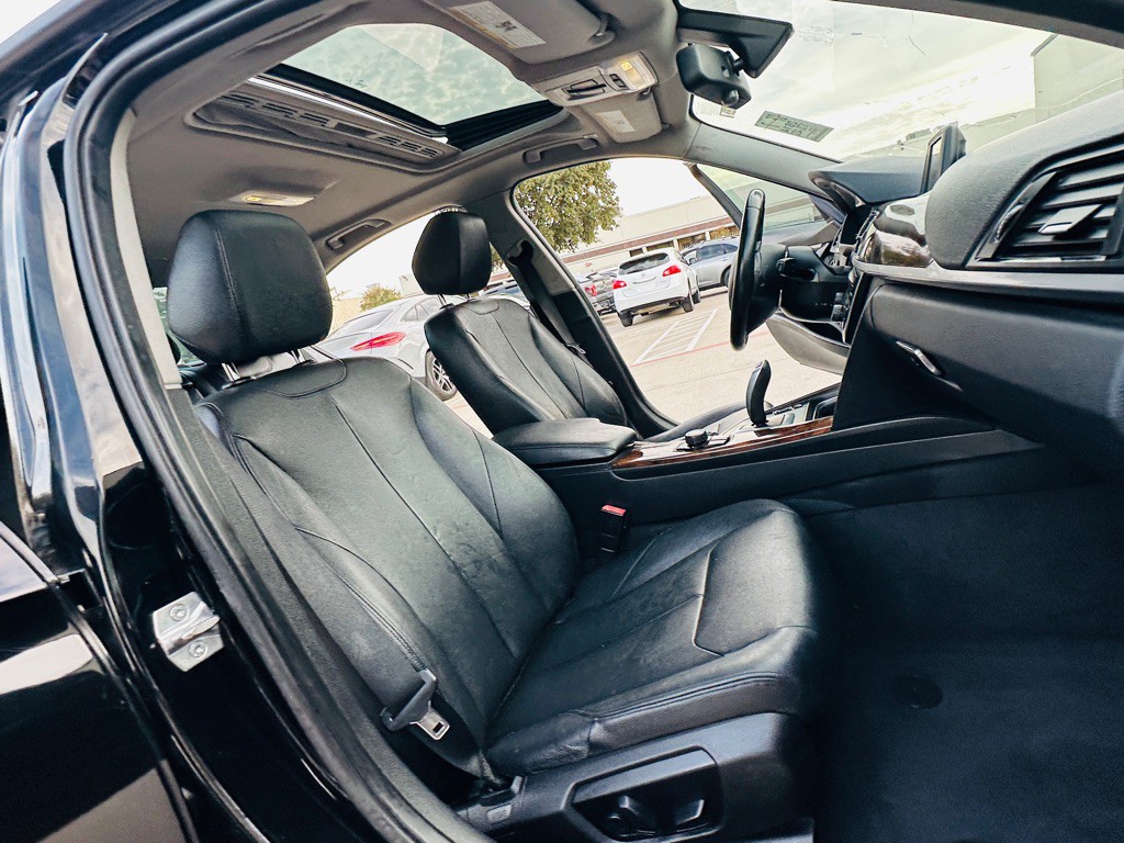 2014 BMW 3 Series Image 21