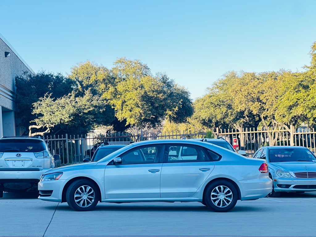 2014 Volkswagen Passat Image 5