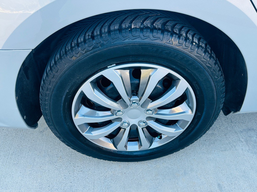 2014 Volkswagen Passat Image 27