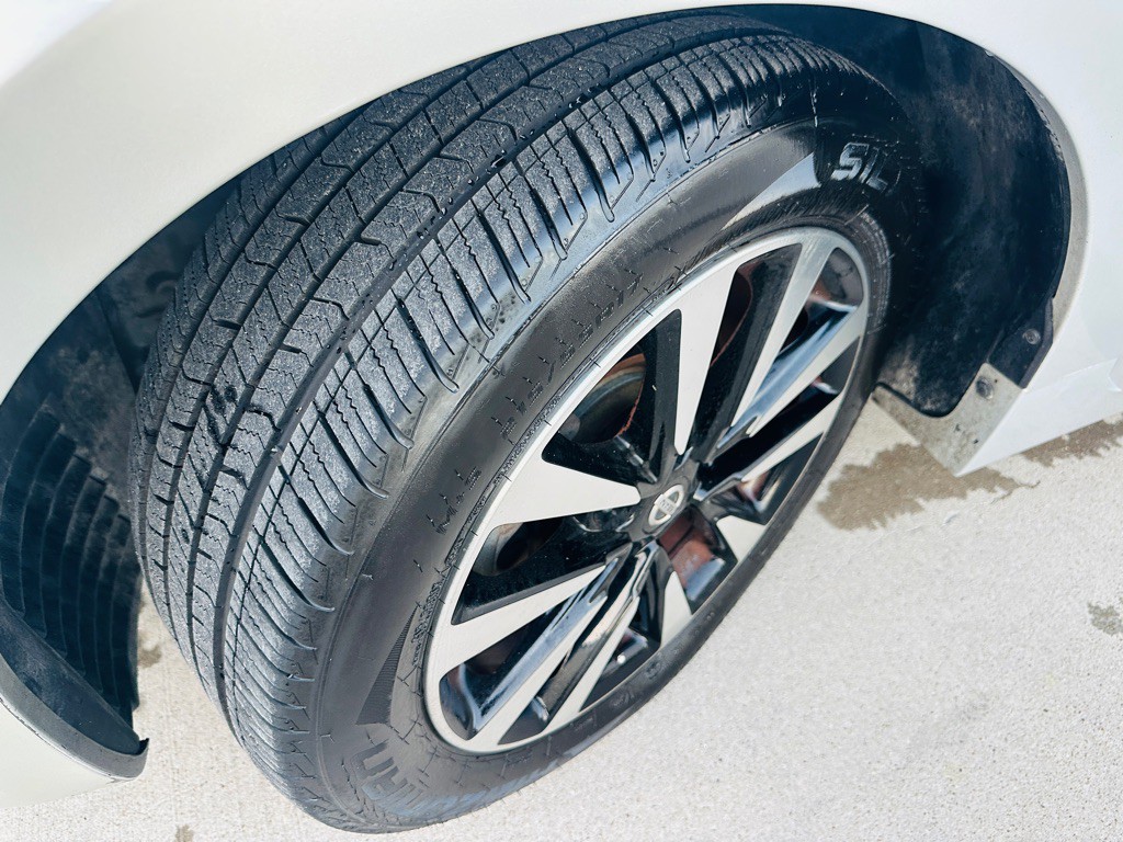 2018 Nissan Altima Image 26