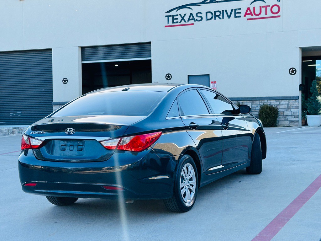 2013 Hyundai Sonata Image 11