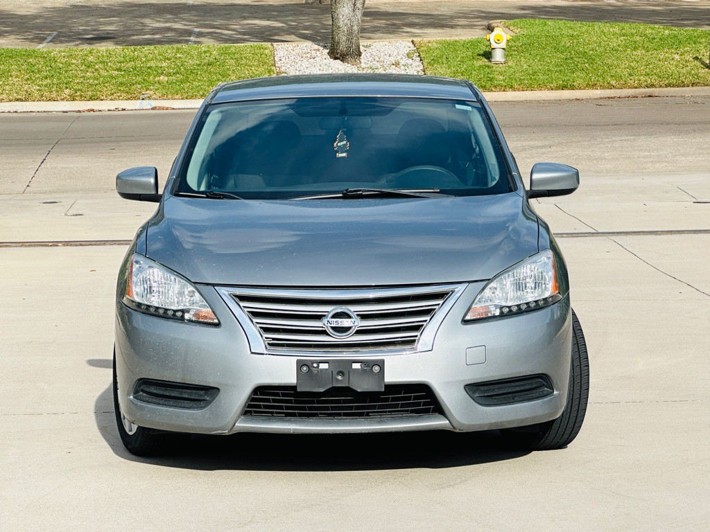 2013 Nissan Sentra Image 2