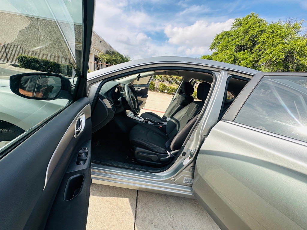 2013 Nissan Sentra Image 10