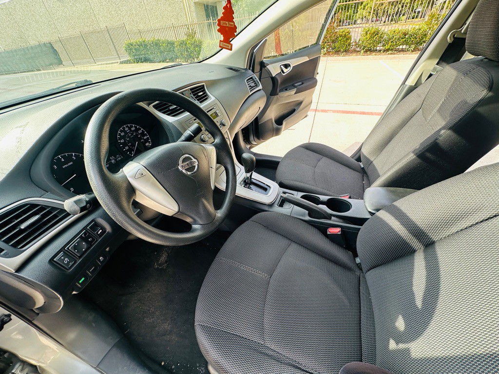 2013 Nissan Sentra Image 13