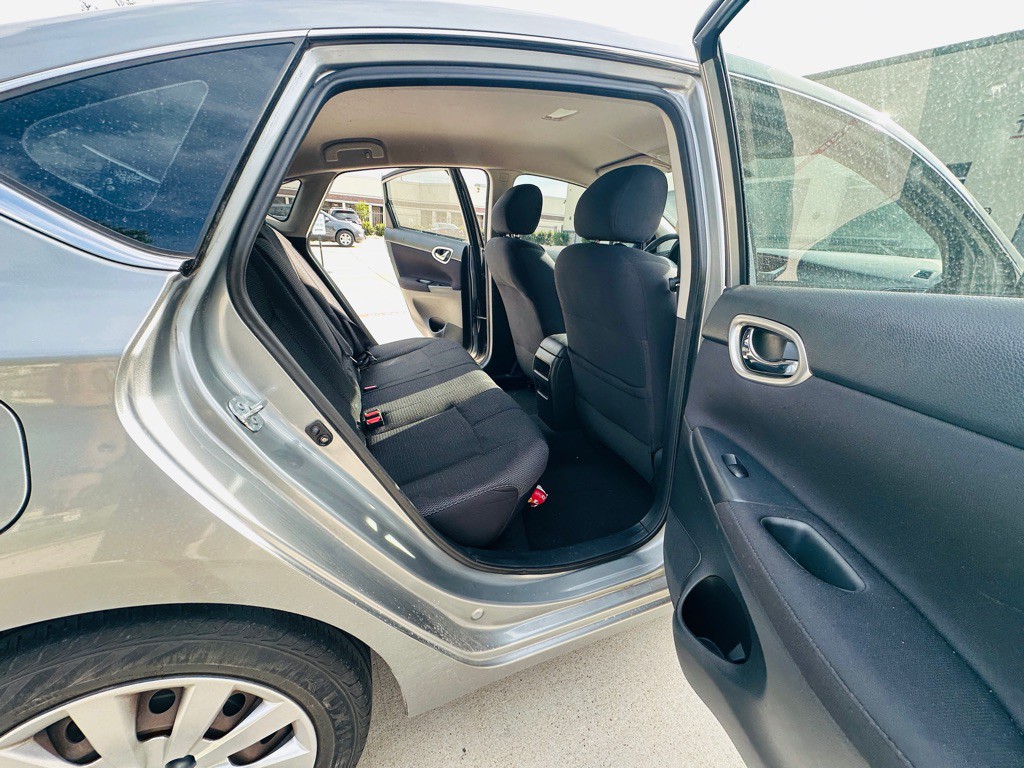 2013 Nissan Sentra Image 17