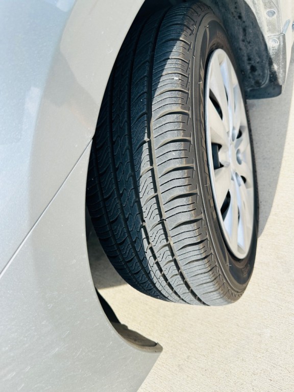 2013 Nissan Sentra Image 24