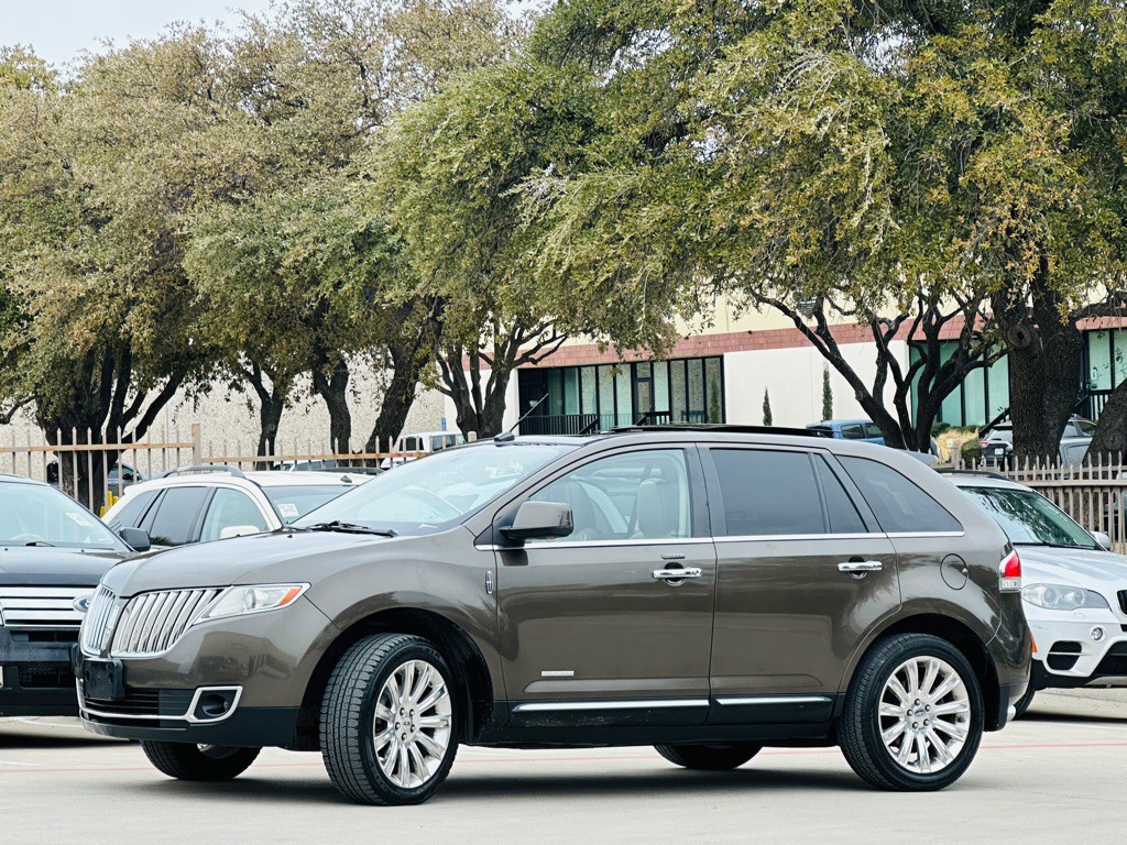 2011 Lincoln MKX Image 4