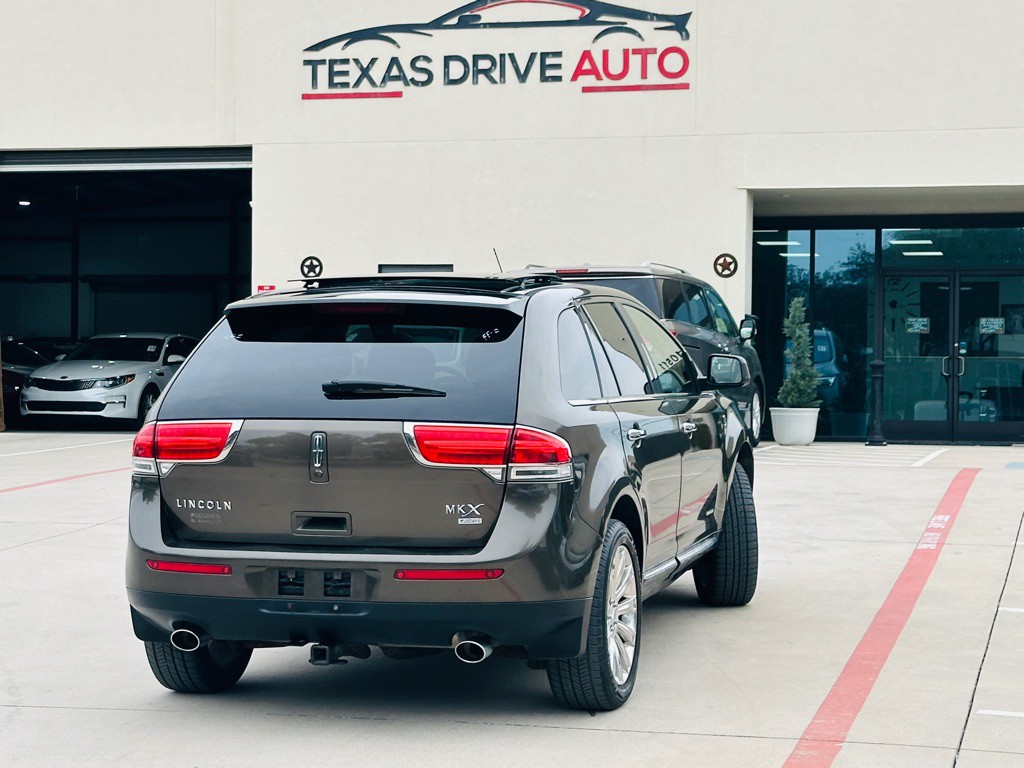 2011 Lincoln MKX Image 9