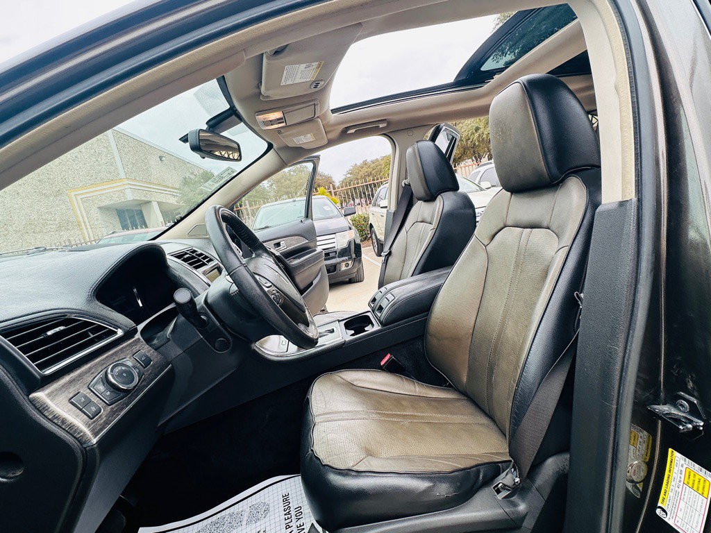 2011 Lincoln MKX Image 15