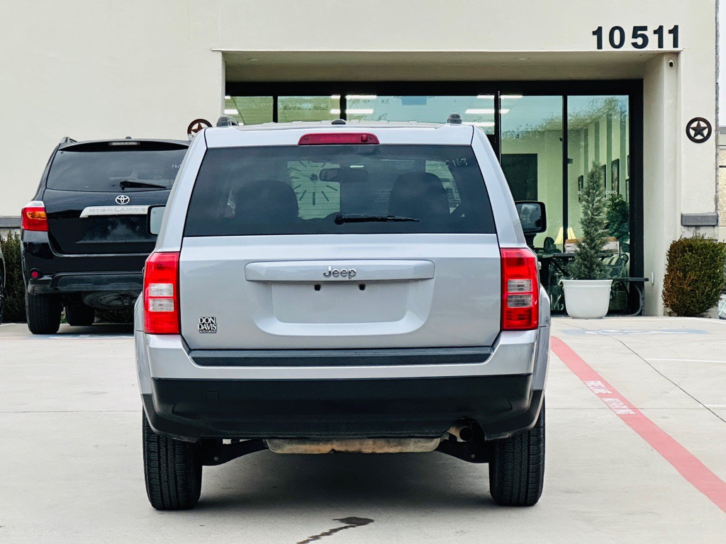 2016 Jeep Patriot Image 8