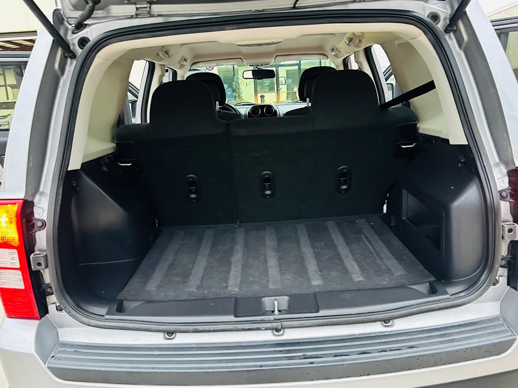 2016 Jeep Patriot Image 17