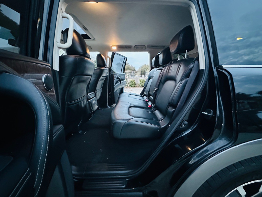 2019 Nissan Armada Image 16