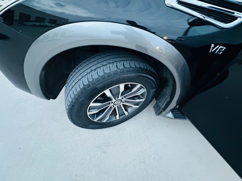 2019 Nissan Armada Image 28