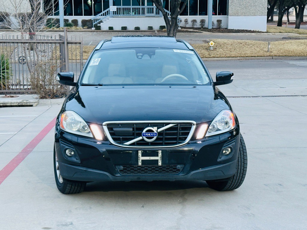 2010 Volvo XC60 Image 2