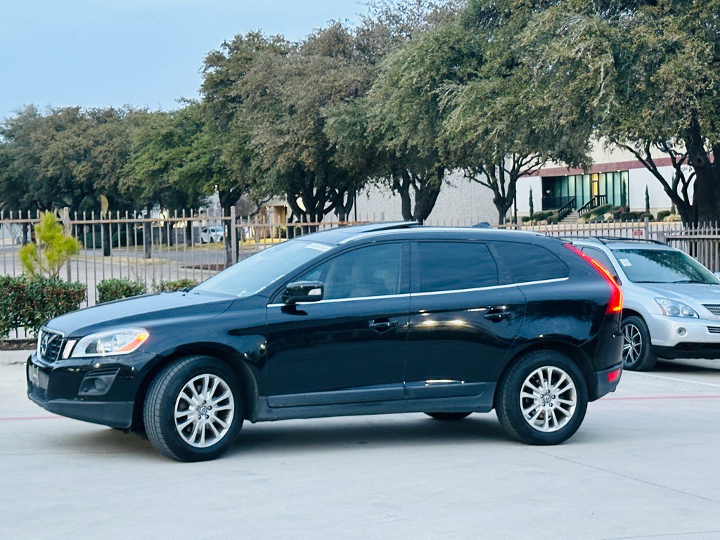 2010 Volvo XC60 Image 4