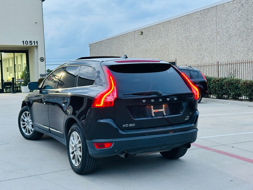 2010 Volvo XC60 Image 6