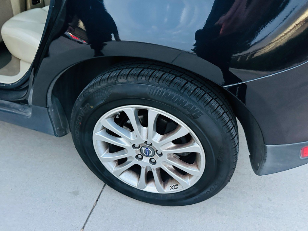 2010 Volvo XC60 Image 25