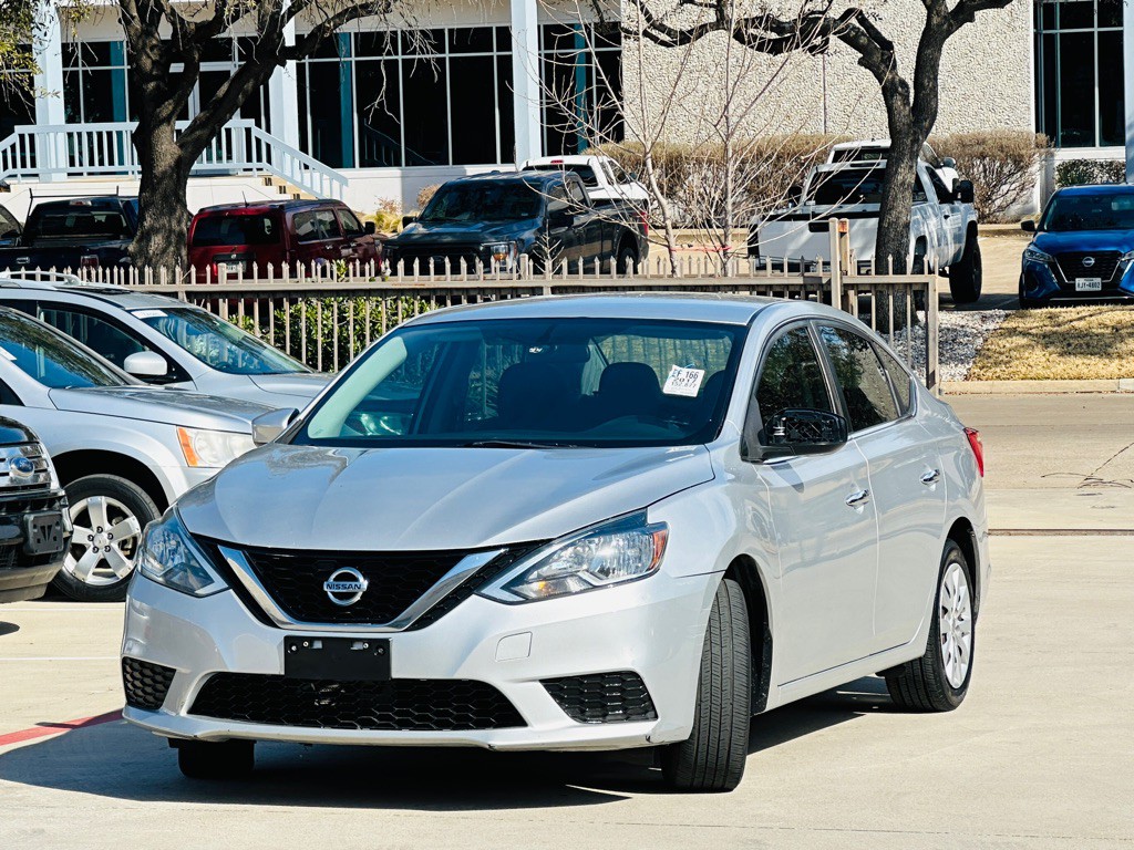 2017 Nissan Sentra Image 3