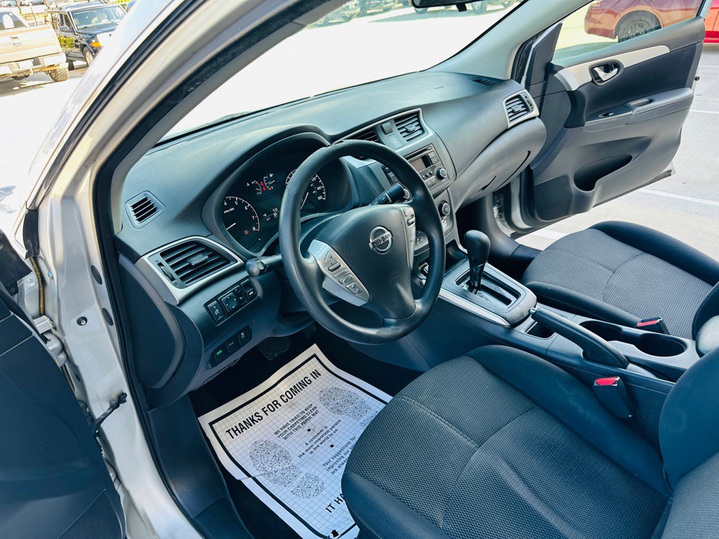 2017 Nissan Sentra Image 14