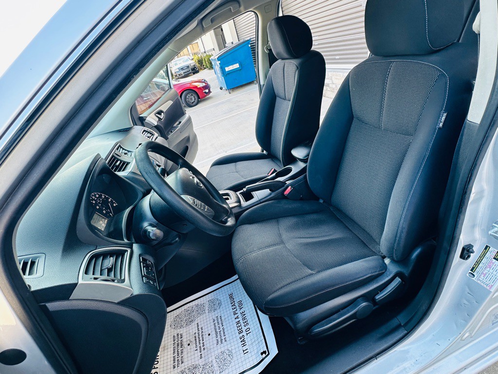 2017 Nissan Sentra Image 15