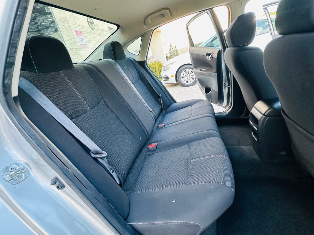 2017 Nissan Sentra Image 20