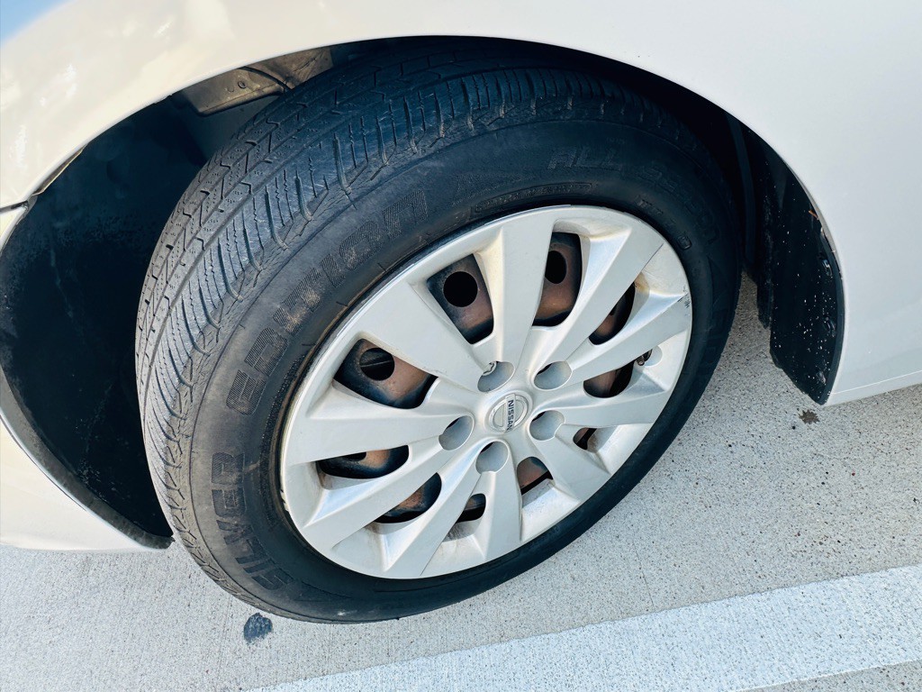 2017 Nissan Sentra Image 25