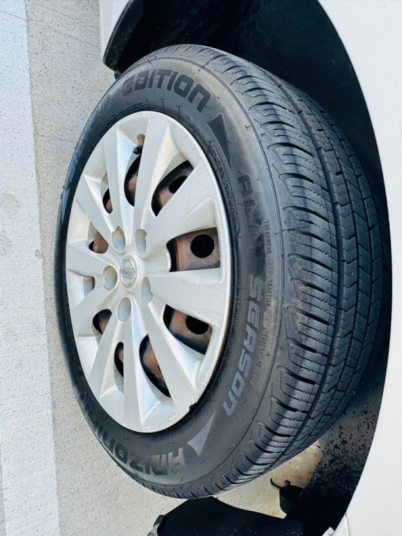 2017 Nissan Sentra Image 26