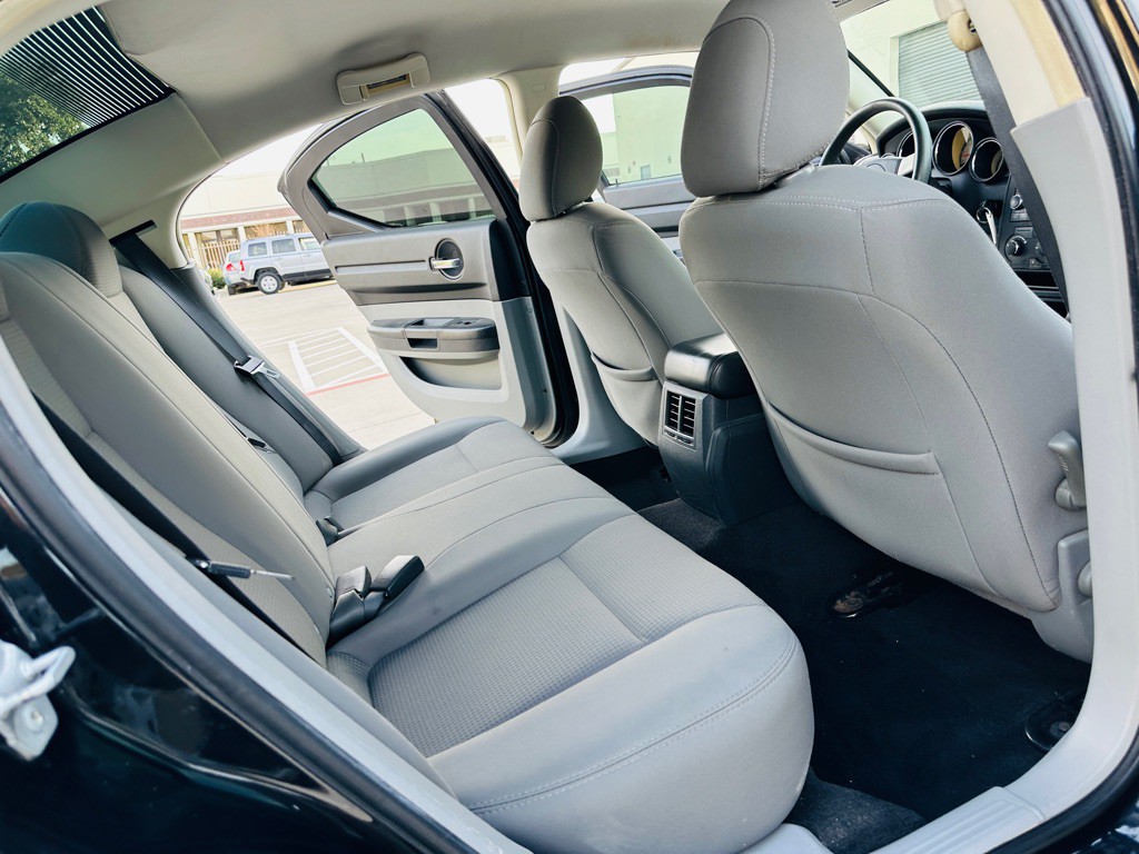 2008 Dodge Charger Image 19