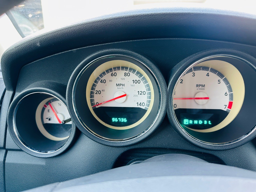 2008 Dodge Charger Image 24