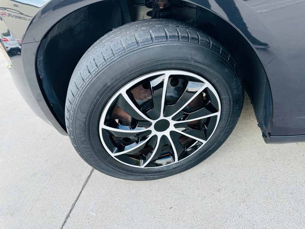 2008 Dodge Charger Image 25