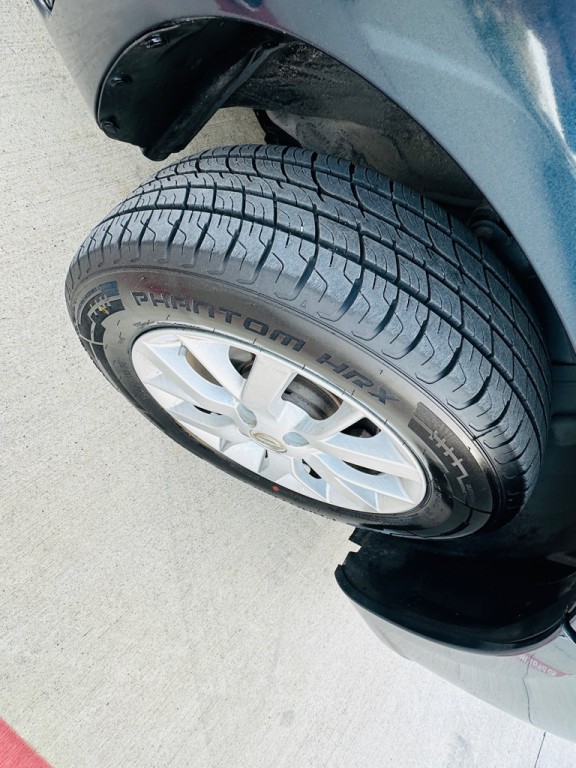 2015 Nissan Versa Image 27