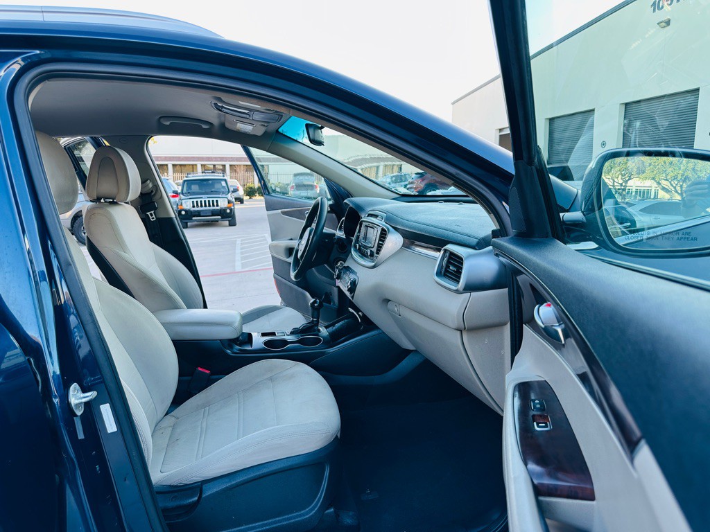 2017 Kia Sorento Image 20