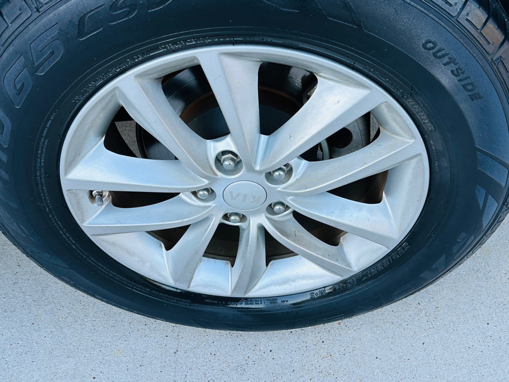 2017 Kia Sorento Image 26