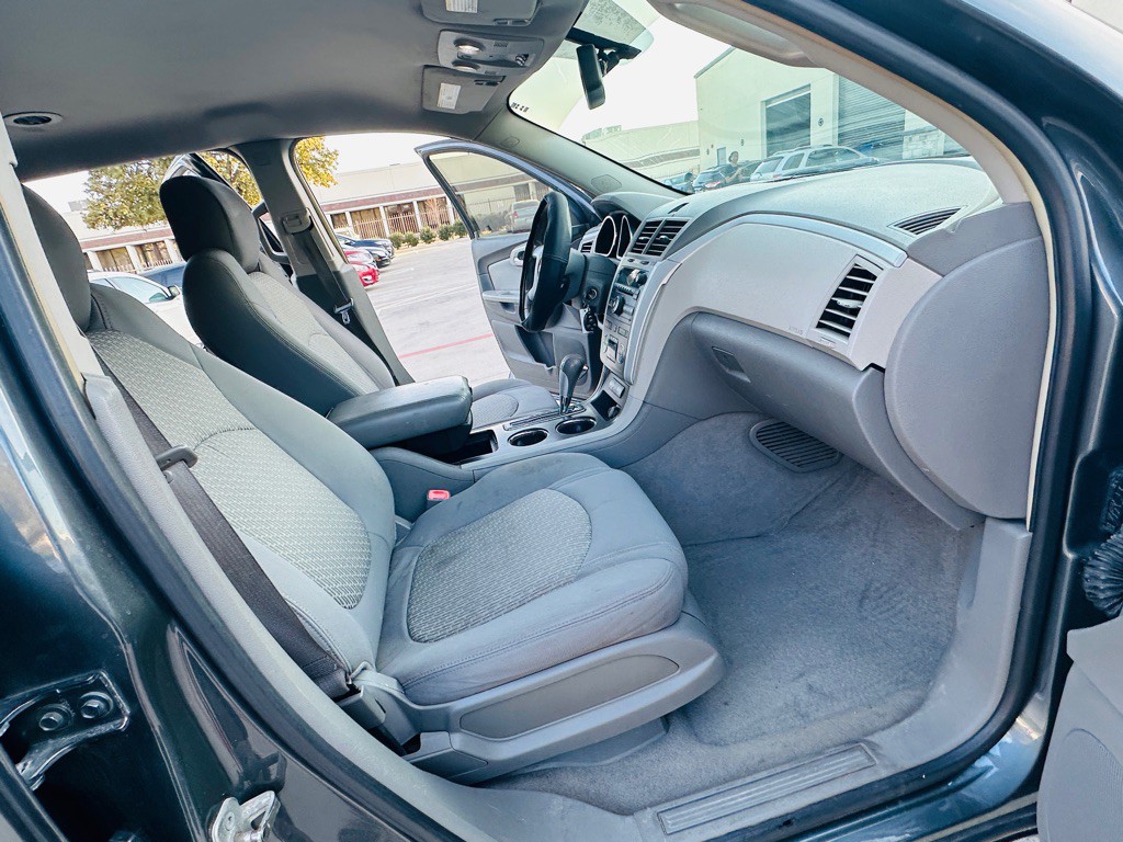2009 Chevrolet Traverse Image 25