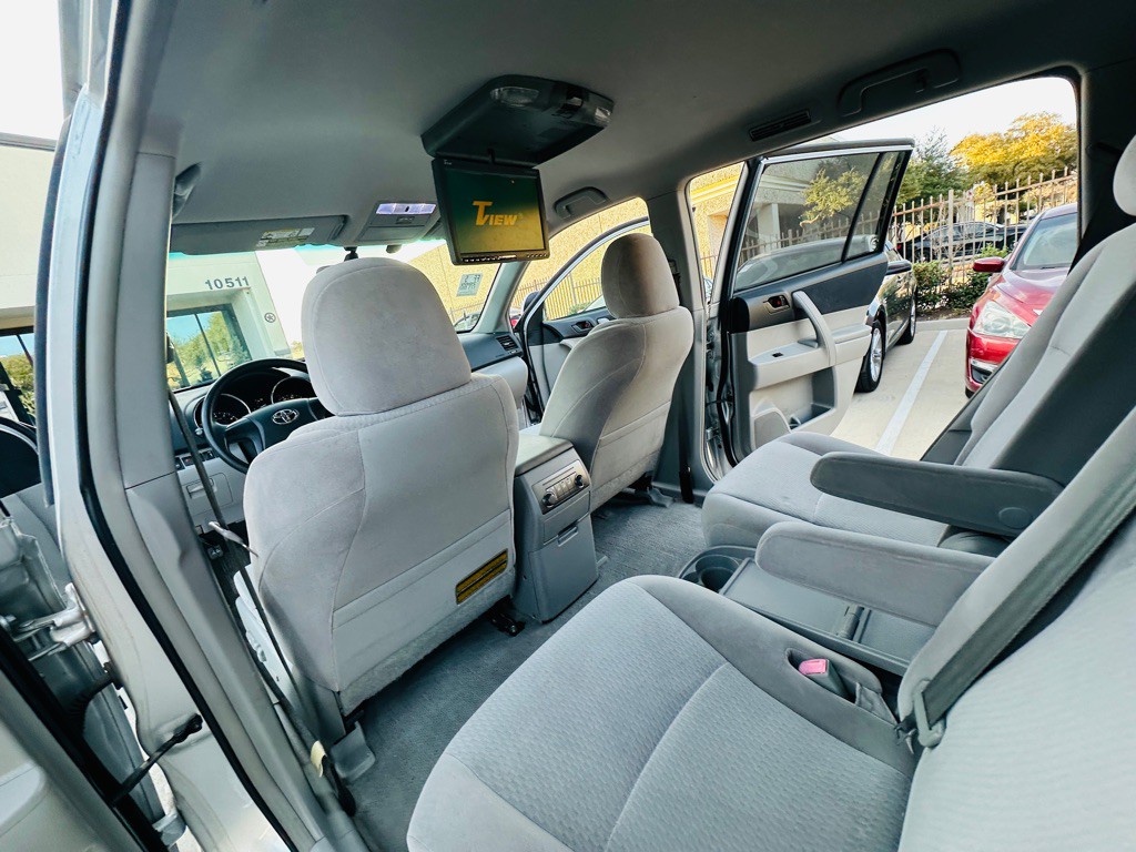 2009 Toyota Highlander Image 16