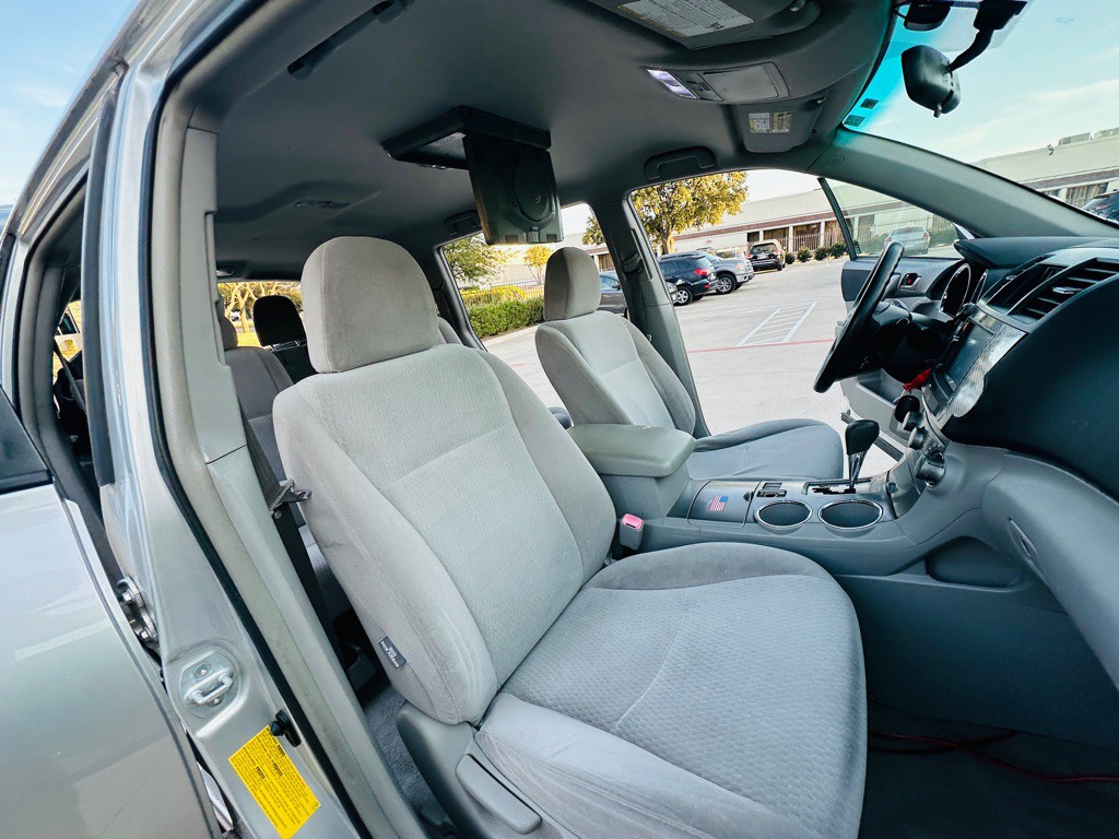 2009 Toyota Highlander Image 24